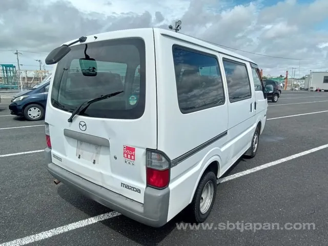 Mazda Bongo Van 2011 photo 4