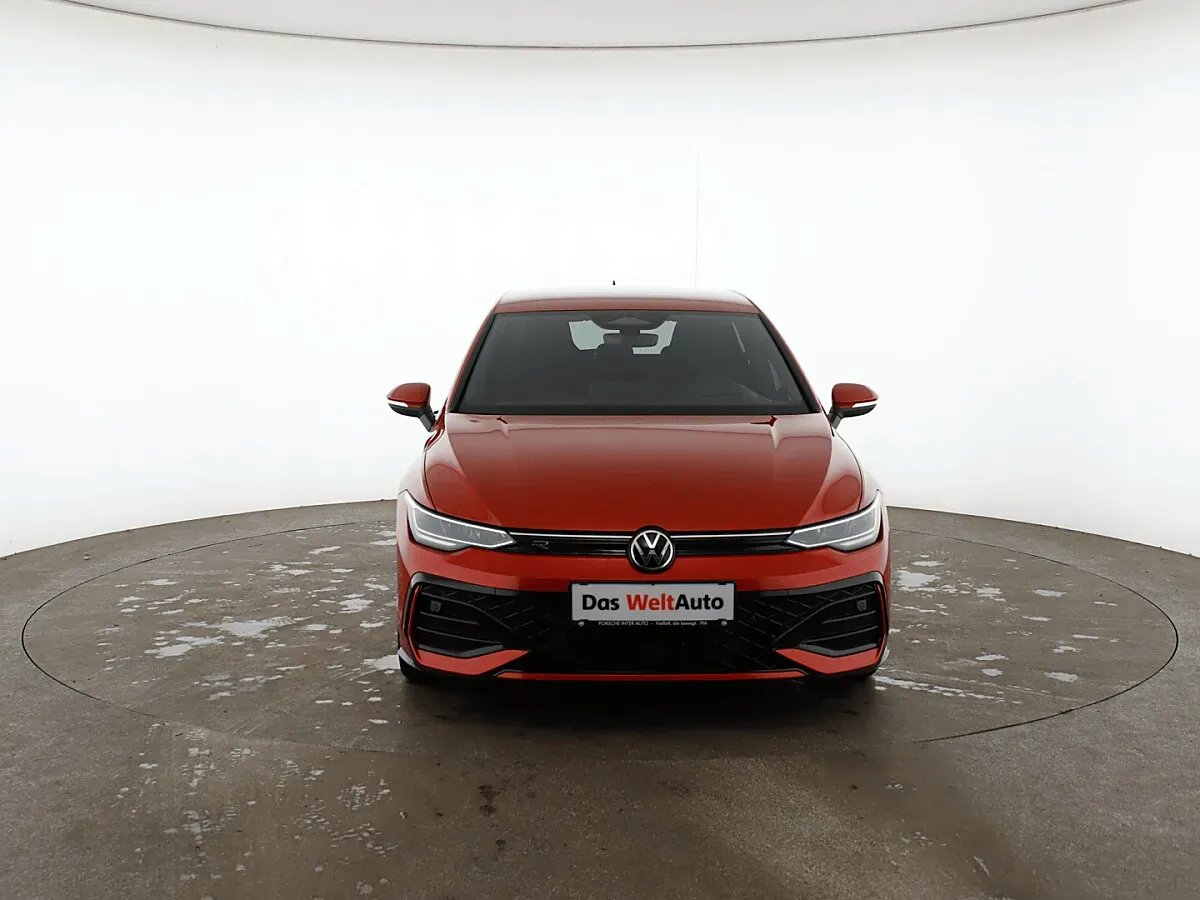Volkswagen Golf 2025 photo 3