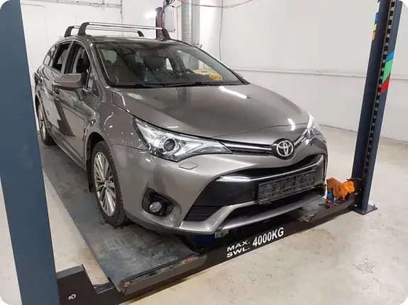 Toyota Avensis 2016 photo 5