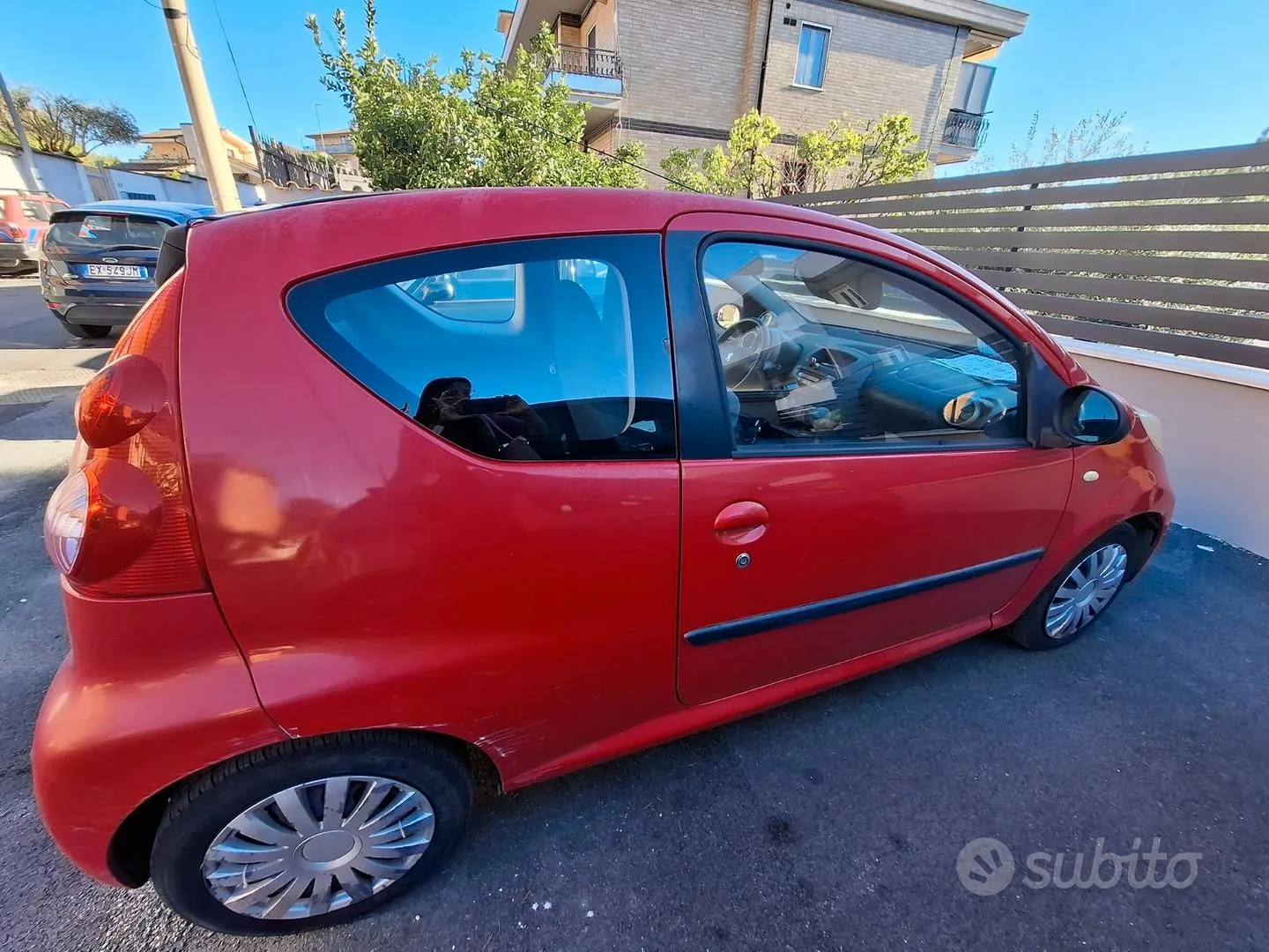Peugeot 107 2007 photo 4
