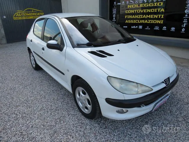 Peugeot 206 2002 photo 3