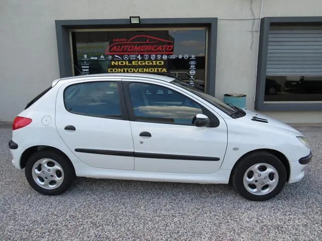 Peugeot 206 2002 photo 4