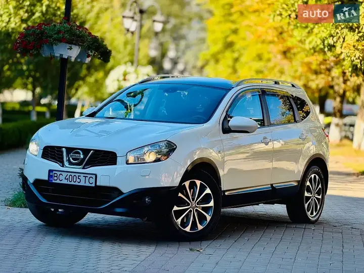 Nissan Qashqai+2 2012 photo 4