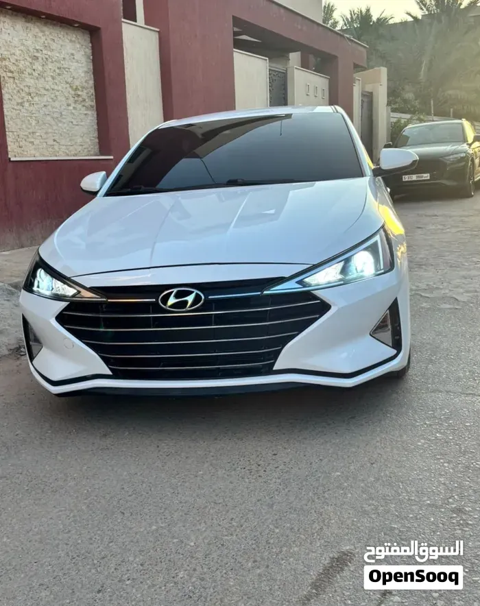 Hyundai Elantra 2020 photo 2