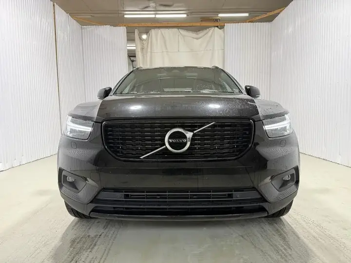 Volvo Xc40 2022 photo 3
