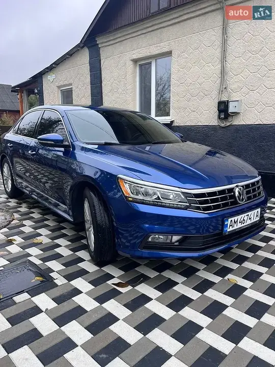 Volkswagen Passat 2016 photo 2