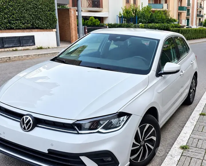 Volkswagen Polo 2023 photo 3