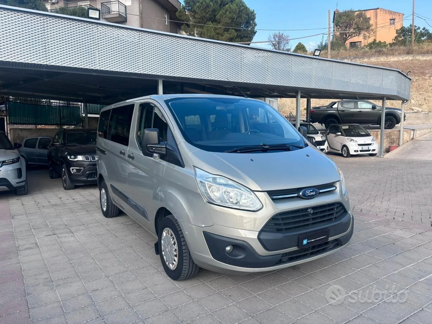 Ford Tourneo Custom 2013 photo 2