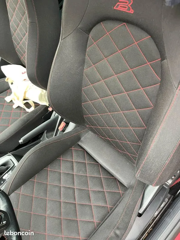 Seat Ibiza 2011 photo 3