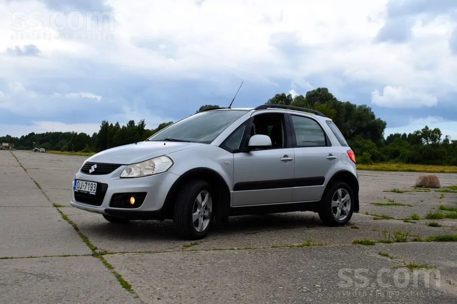 Suzuki Sx4 2011 photo 3