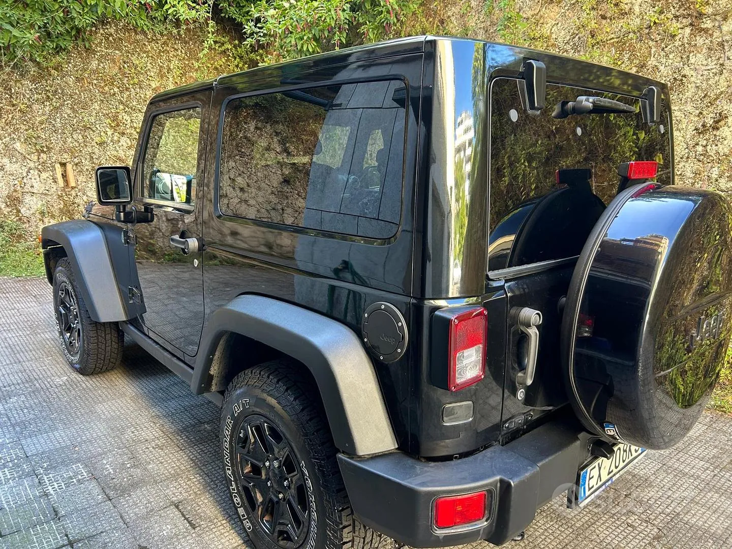Jeep Wrangler 2014 photo 2