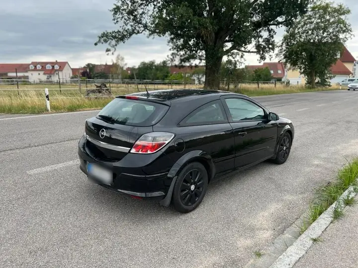 Opel Astra H