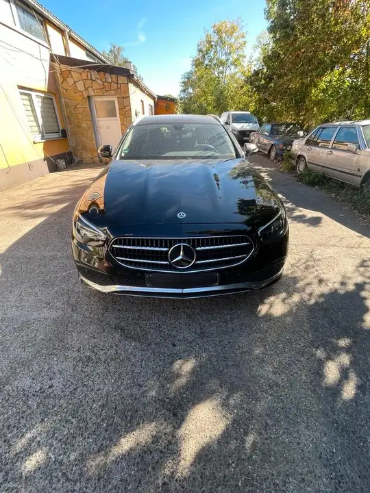 Mercedes-Benz E200D