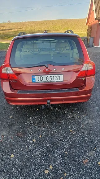Volvo V70 2011 photo 4
