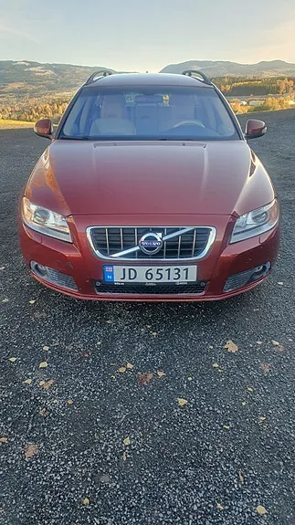 Volvo V70 2011 photo 3