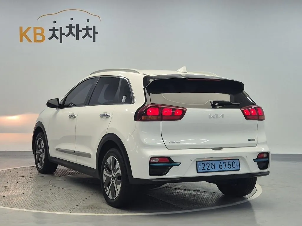 Kia Niro 2022 photo 2