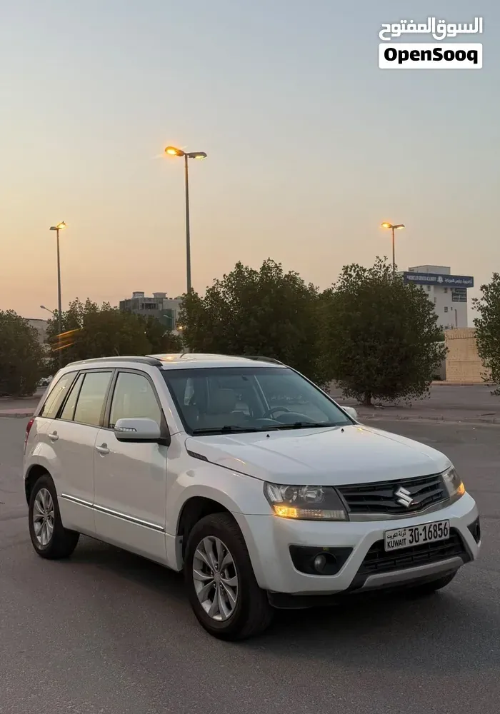 Suzuki Grand Vitara 2014 photo 2