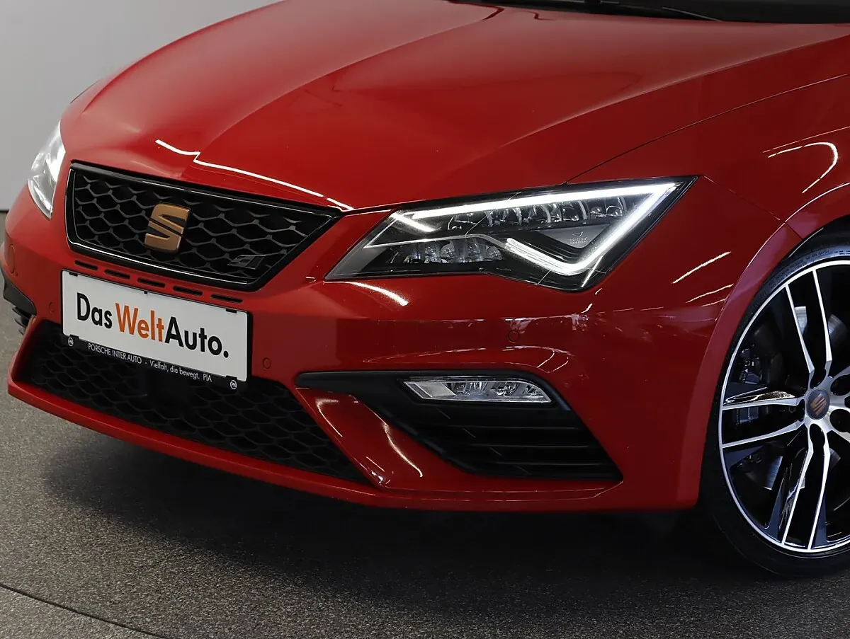 Seat Leon 2020 photo 2