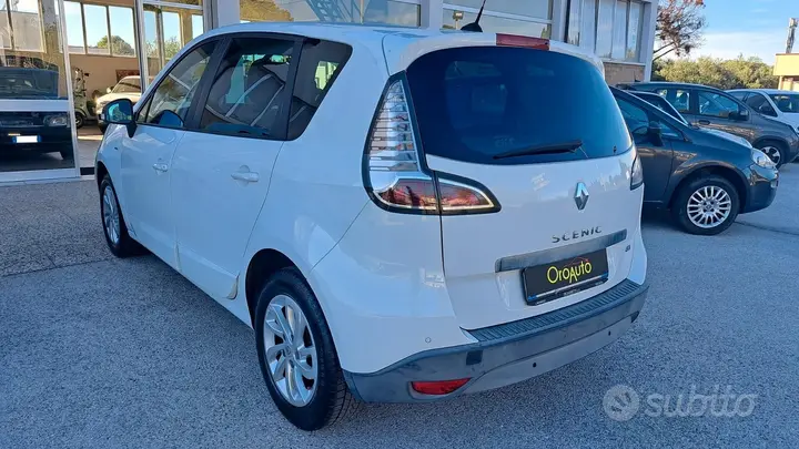 Renault Scenic 2015 photo 5