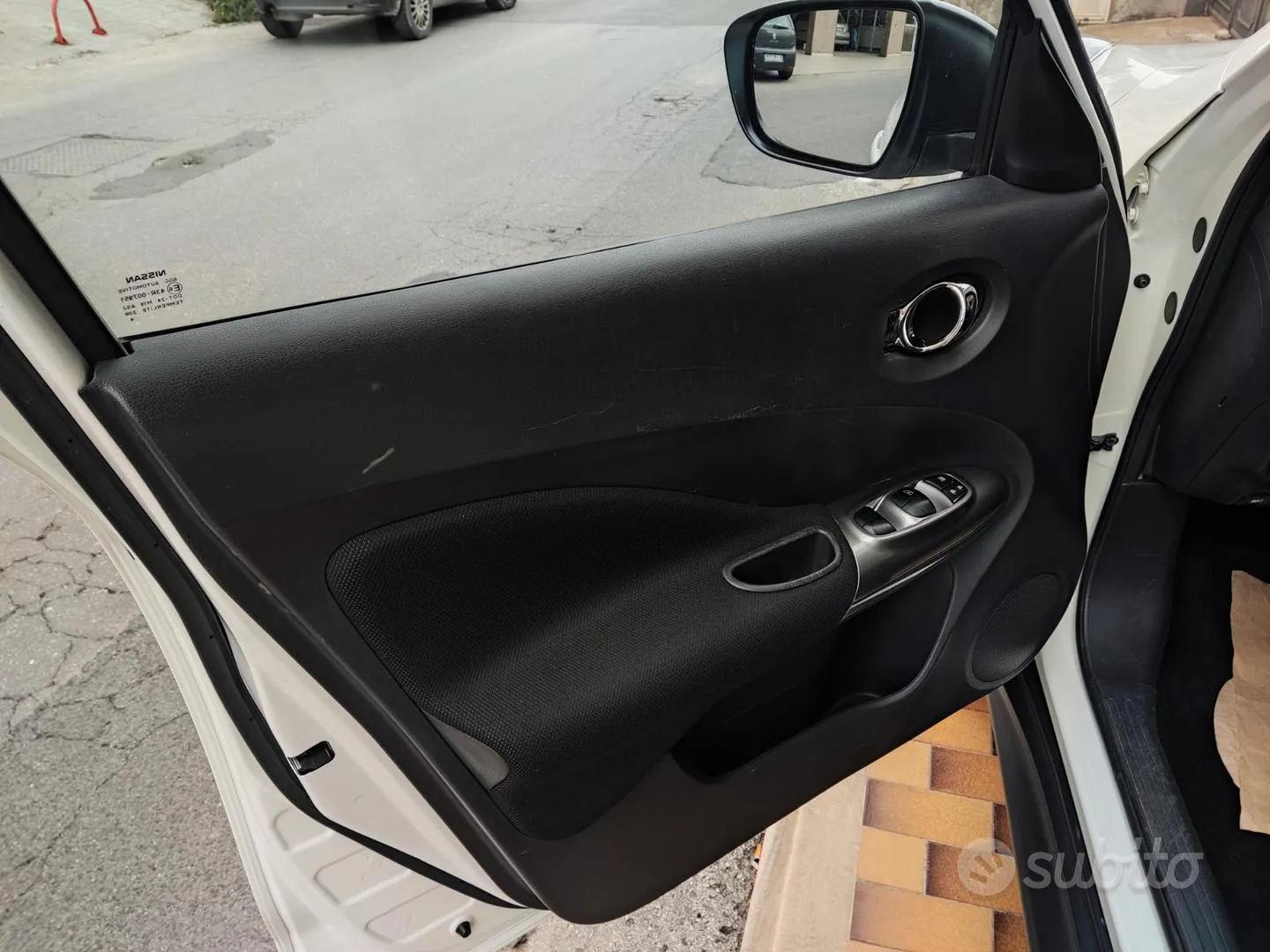 Nissan Juke 2015 photo 3