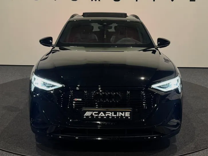 Audi E-Tron 2021 photo 2