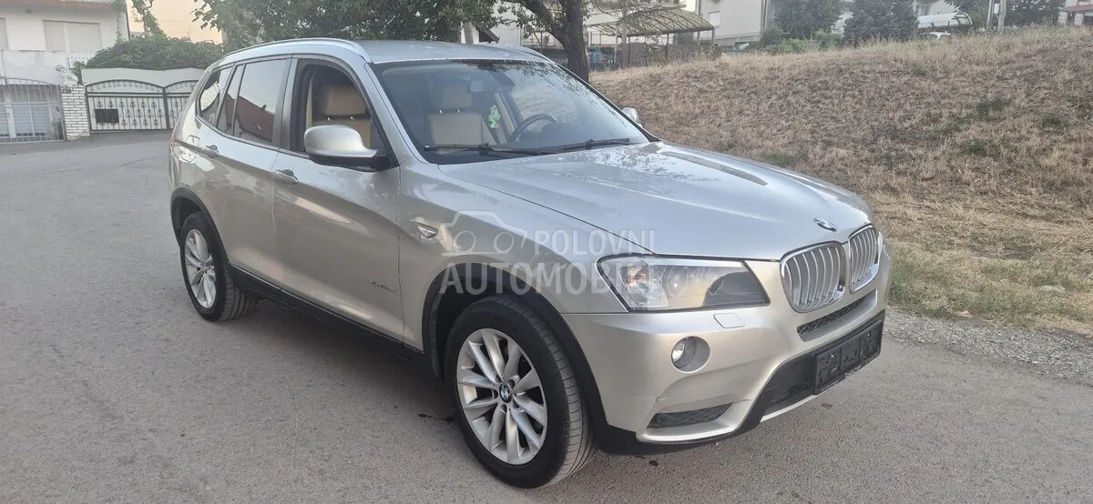 BMW X3 2012 photo 2