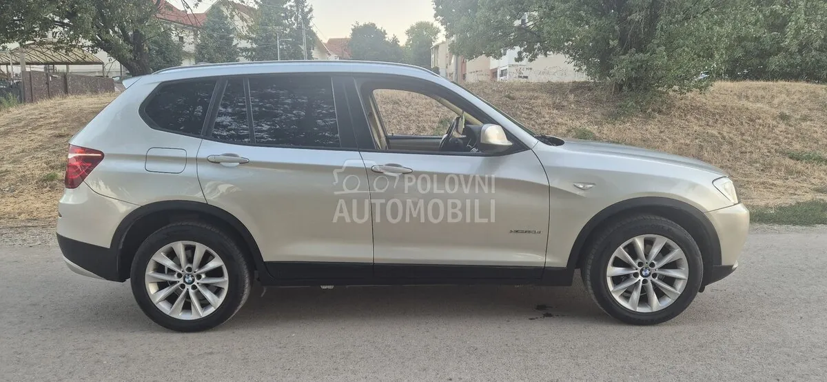 BMW X3 2012 photo 3