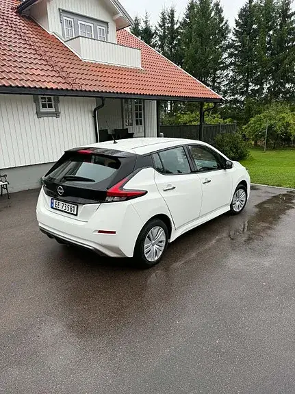 Nissan Leaf 2022 photo 4