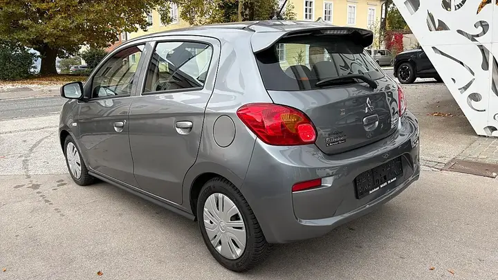 Mitsubishi Space Star 2019 photo 3