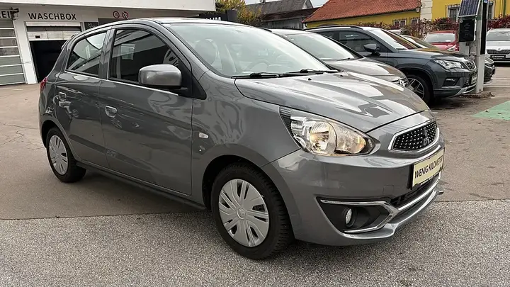 Mitsubishi Space Star 2019 photo 2