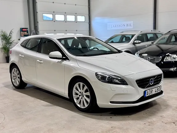Volvo V40 2014 photo 2