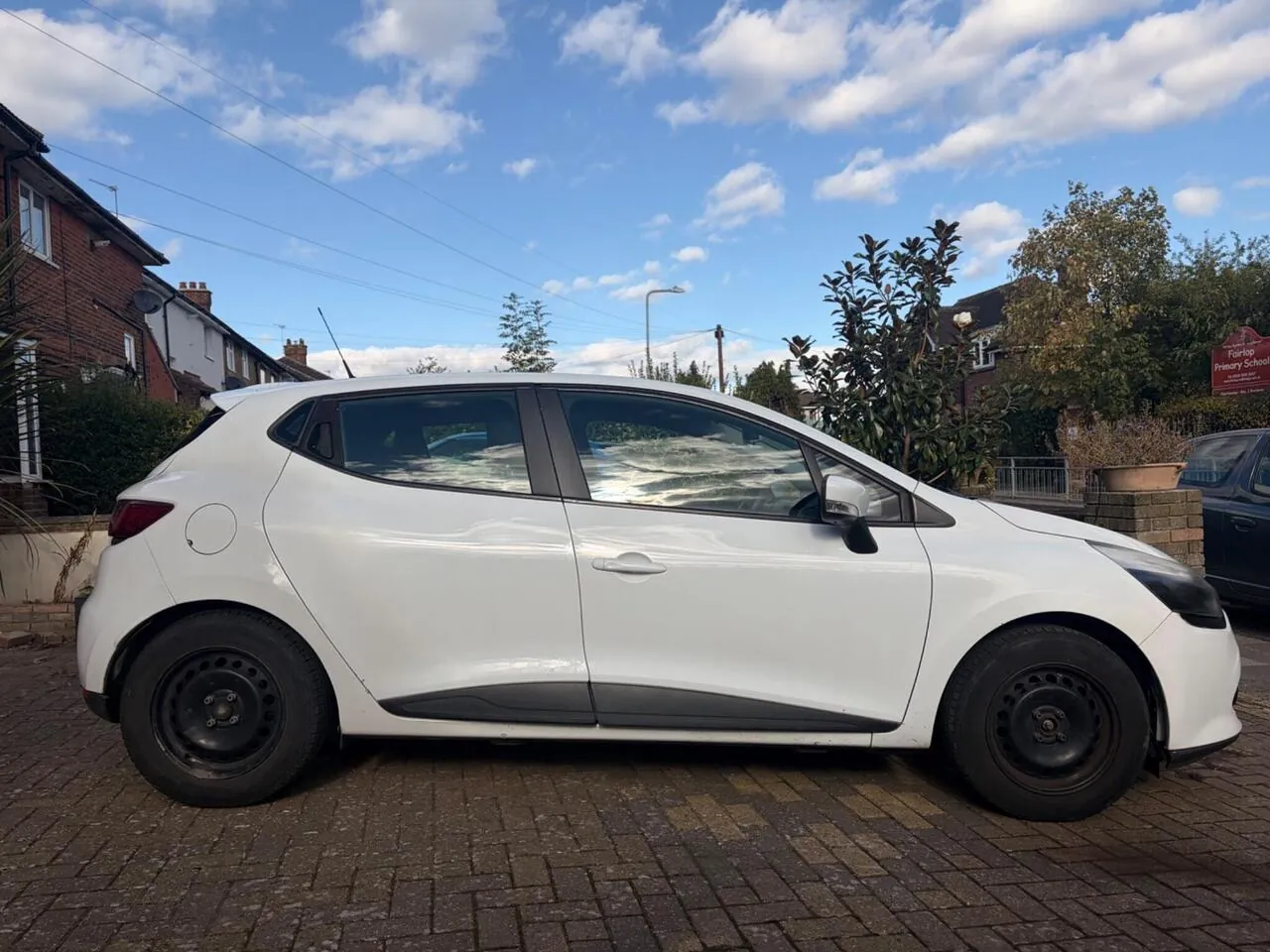 Renault Clio 2013 photo 4