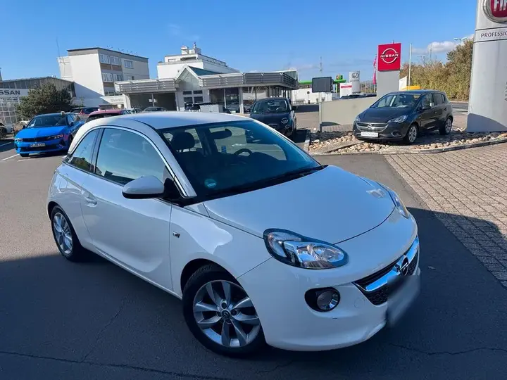 Opel Adam