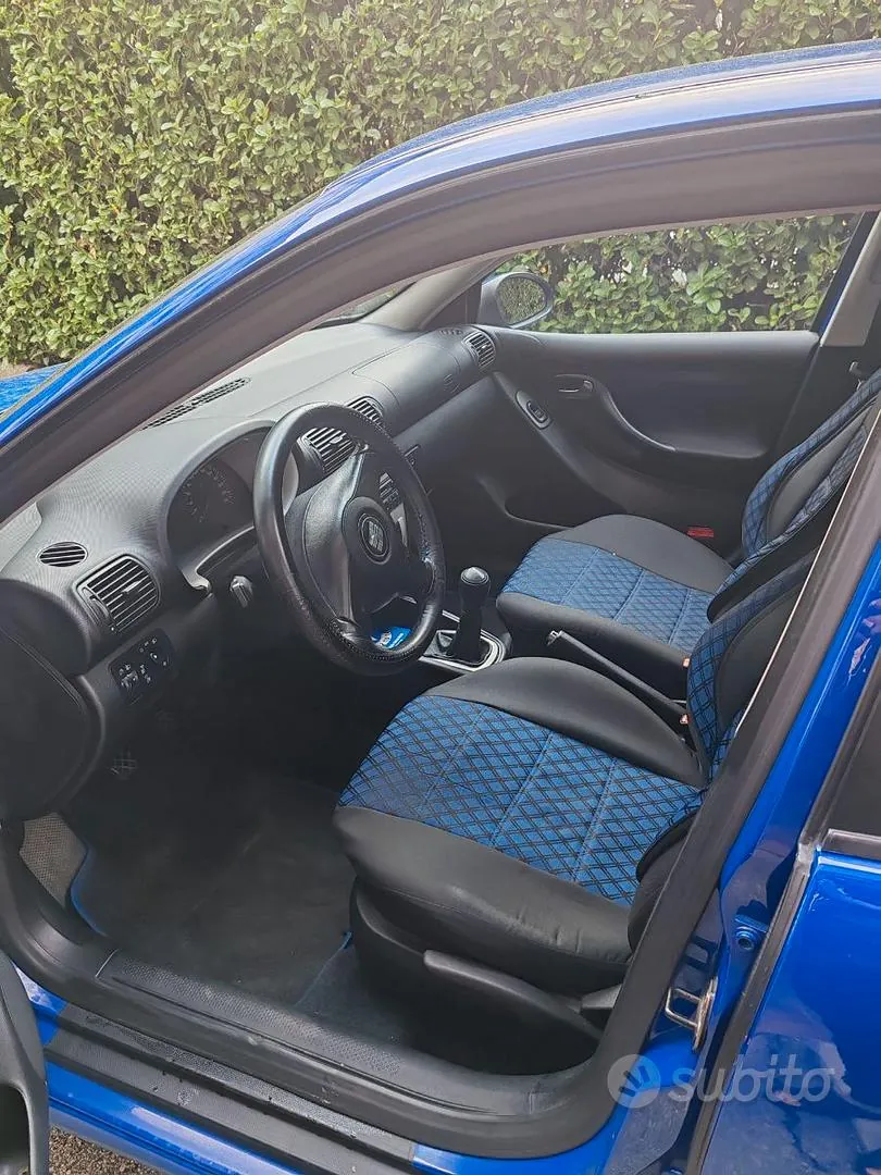 Seat Leon 2005 photo 2