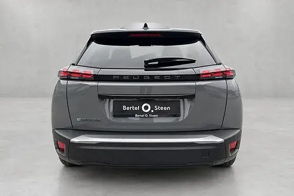 Peugeot E-2008 2026 photo 4