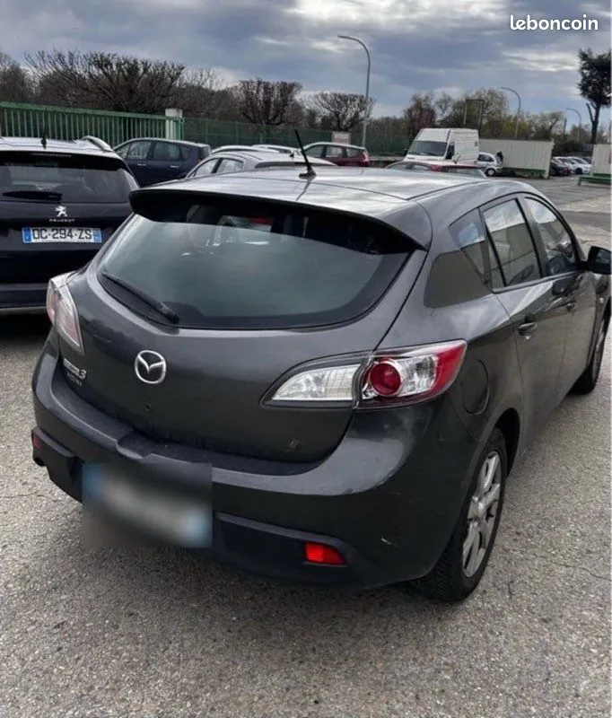 Mazda 3 2010 photo 2