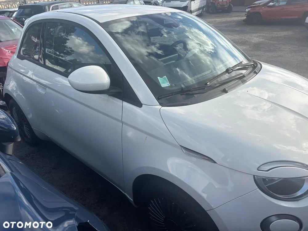 Fiat 500E 2024 photo 3