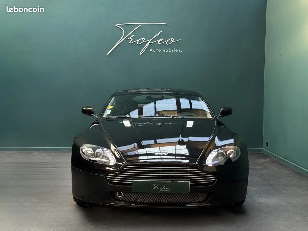 Aston Martin V8 Vantage 2008 photo 2