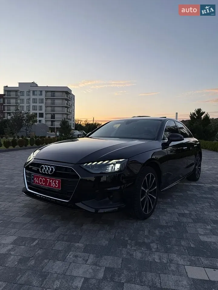 Audi A4 2021 photo 2