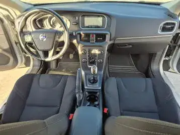 Volvo V40 2012 photo 4