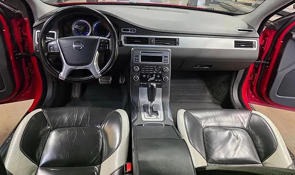Volvo V70 2011 photo 5