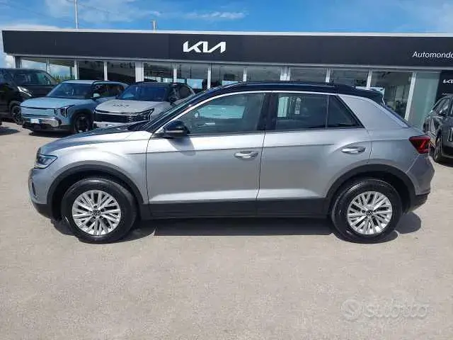 Volkswagen T-Roc 2024 photo 4