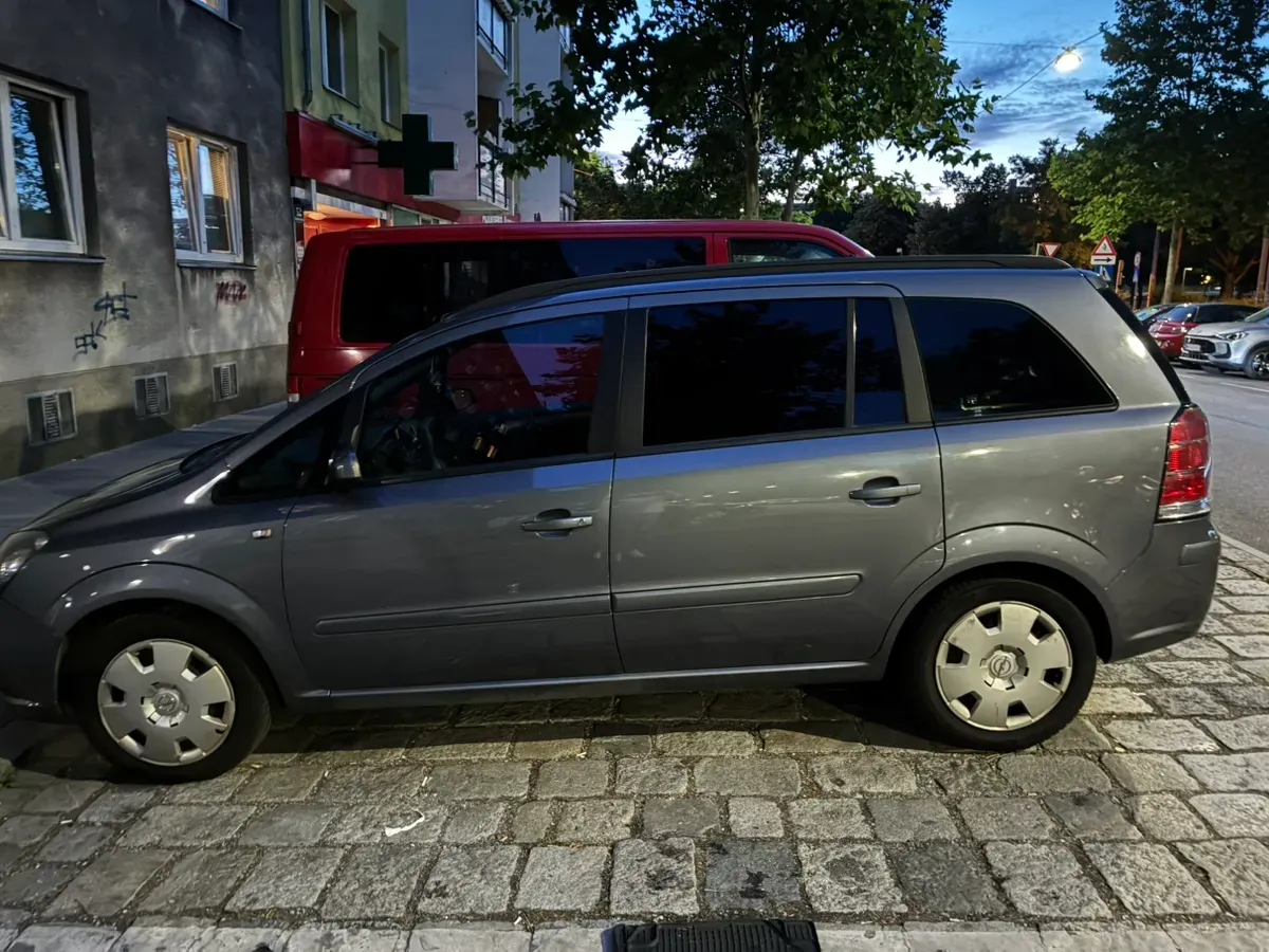 Opel Zafira