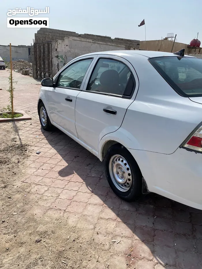 Chevrolet Aveo 2011 photo 3