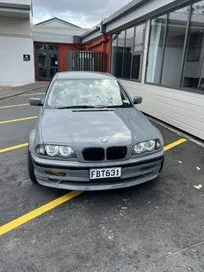 BMW 318I 1998 photo 2