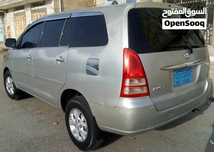 Toyota Innova 2007 photo 5