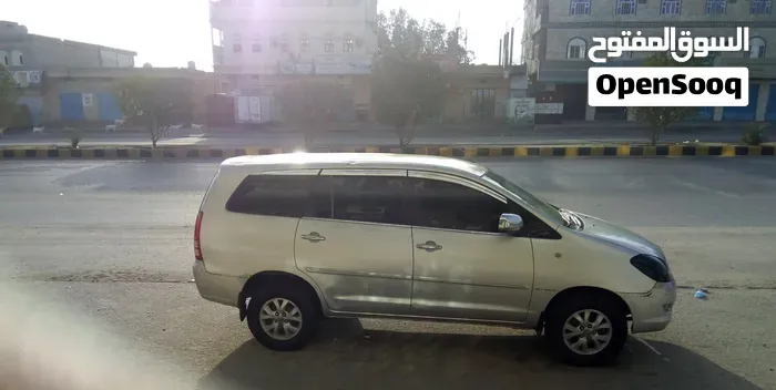 Toyota Innova 2007 photo 4