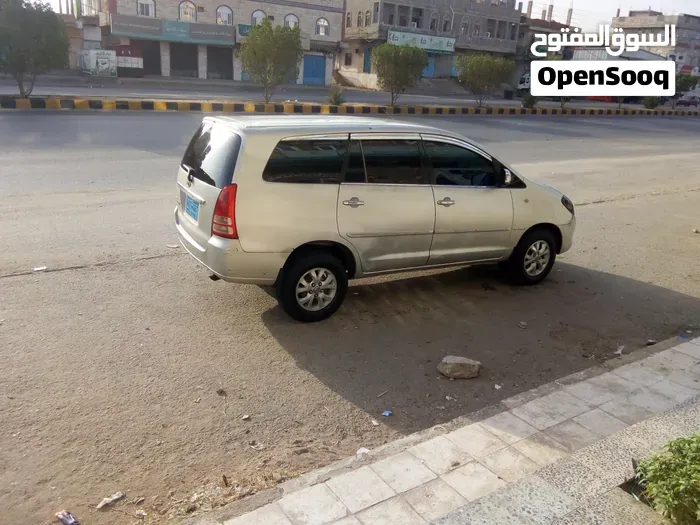 Toyota Innova 2007 photo 3