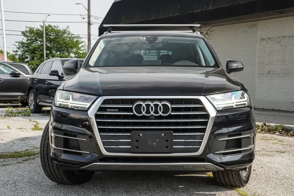 Audi Q7 2018 photo 2