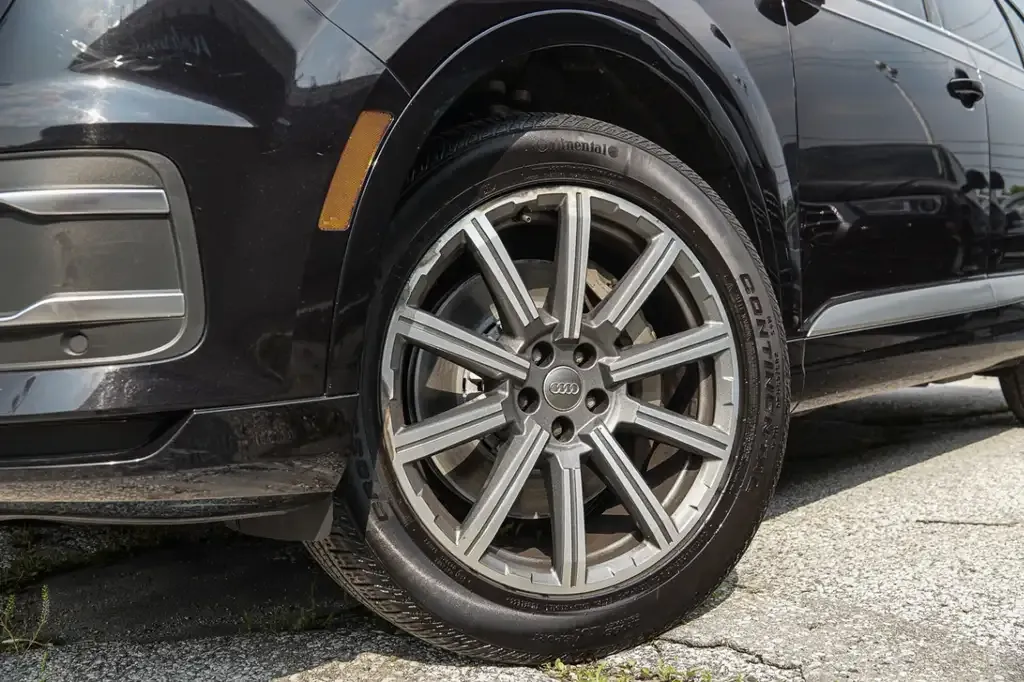 Audi Q7 2018 photo 4